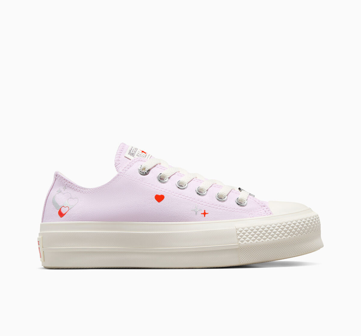 Chuck Taylor All Star Lift Platform Y2K Heart